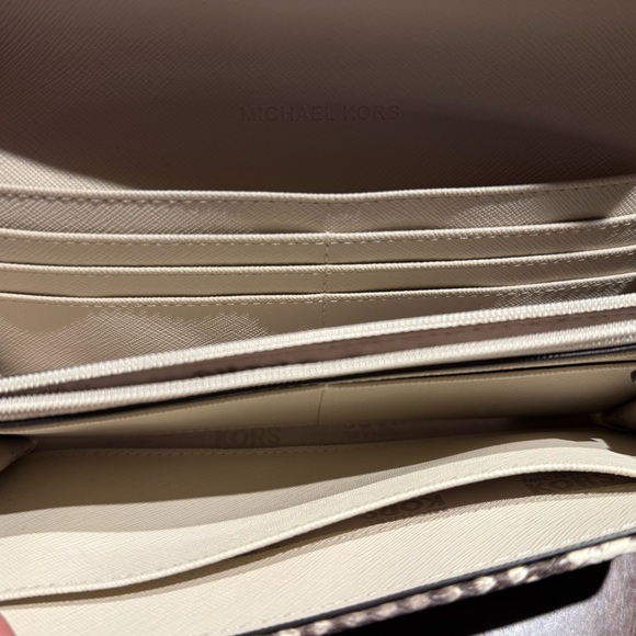 EUC Michael Kors Python Wallet - Picture 6 of 7